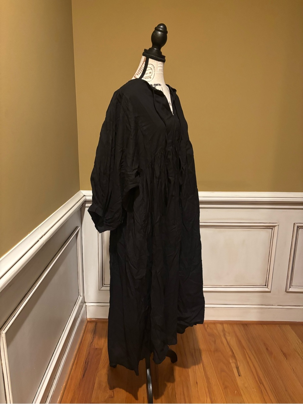 House of Sundar Black Long Sleeve Maxi Dress - Picture 2 of 3